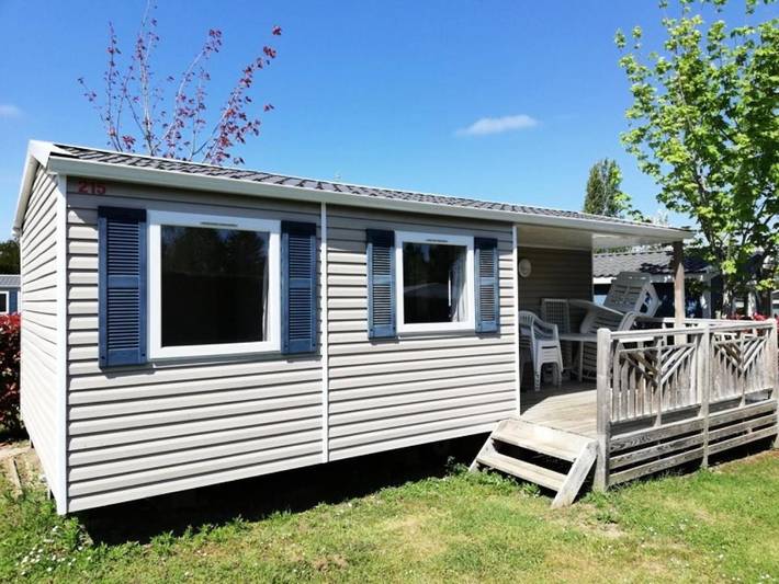 Camping pour 5 personnes, avec jacuzzi et piscine