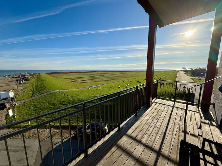 Ferienwohnung für 4 Personen, mit Balkon und Seeblick sowie Ausblick in Pellworm