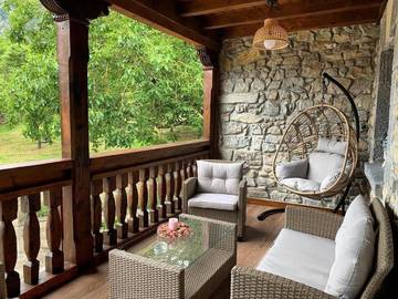 Casa rural para 3 personas, con jardín y vistas en Parres