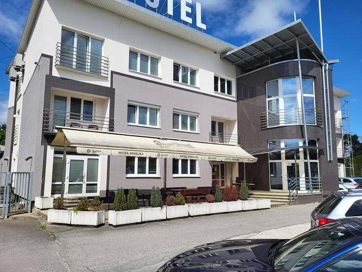 Hôtel pour 2 personnes, avec balcon et vue à Prievidza