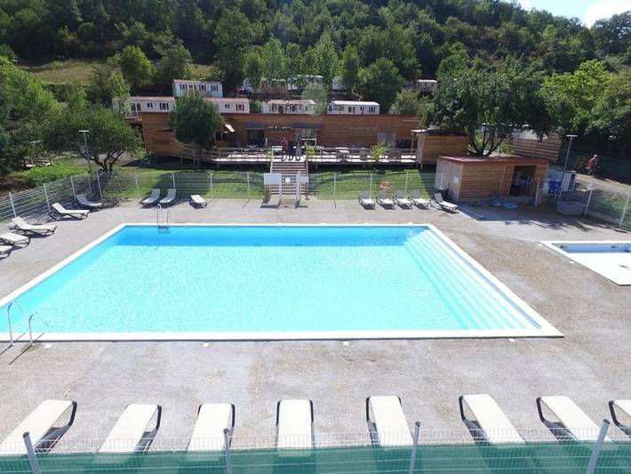 Mobil home pour 4 personnes, avec piscine et terrasse à Rennes-les-Bains - 2