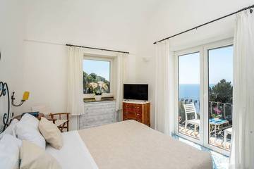 Apartment for 6 People in Capri, Tyrrhenian Coast Campania, Photo 3
