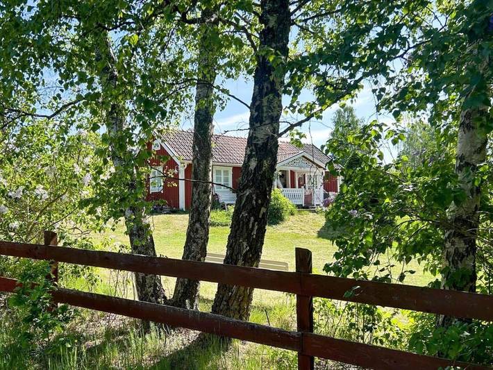 Ferienhaus für 2 Personen, mit Terrasse und Pool sowie Sauna in Vimmerby