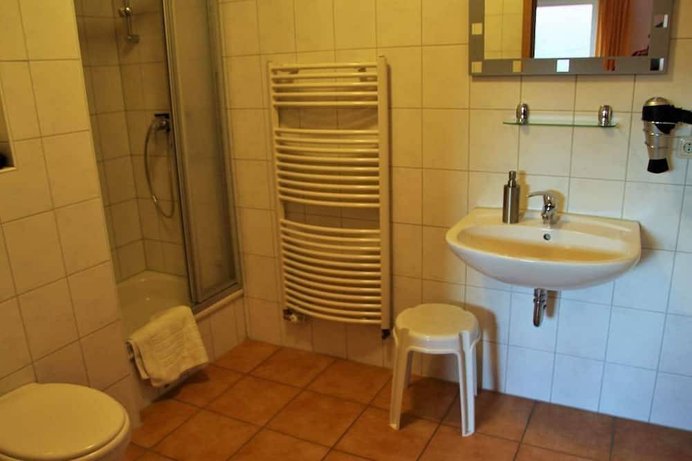 Vacation Apartment Zur Sonne - Müllers Hof Vacation Apartments / Pension in Emmerthal, Weser Hills