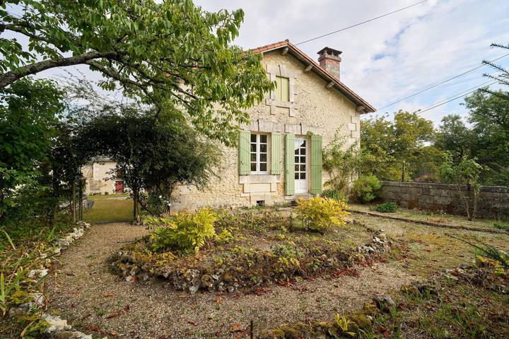 Location de vacances pour 4 personnes, avec Jardin dans Périgord Vert
