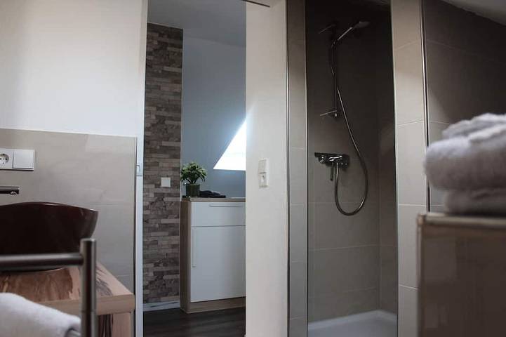 Ganze Wohnung, Moderne komplett ausgestattete Ferienwohnung in Fautenbach, Achern