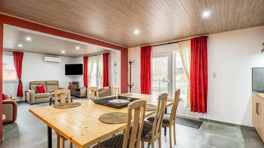 Location de vacances pour 9 personnes, avec jardin à Viroinval - 3