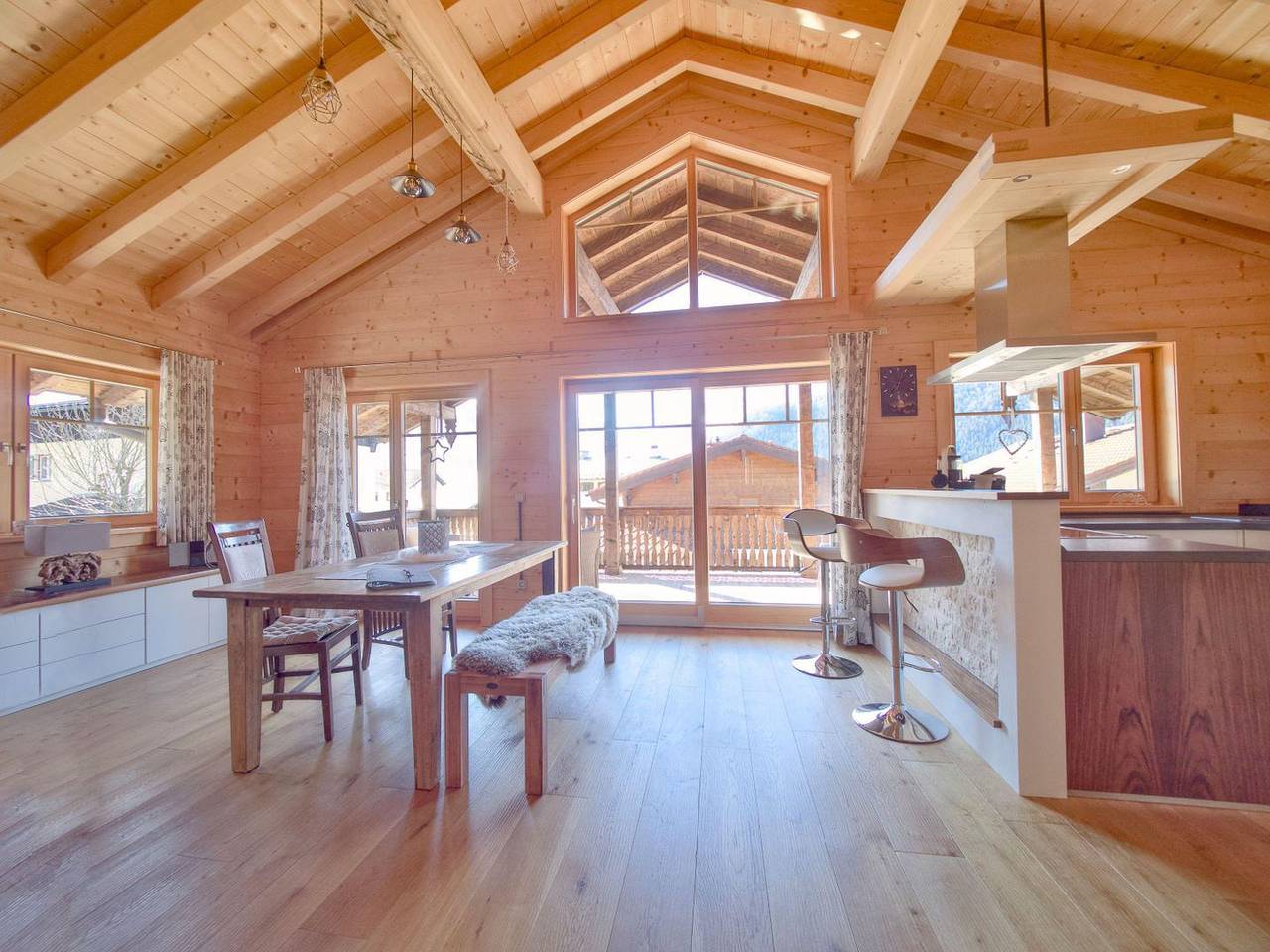 Ganze Wohnung, Hochwertige Chalet-Ferienwohnung in Massivholzbauweise mit Watzmannblick & Kamin in Stanggaß, Bischofswiesen
