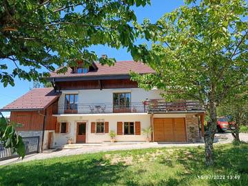 Gîte pour 4 personnes, avec jardin et vue à Viuz-en-Sallaz