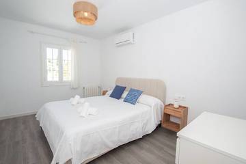 Villa for 8 People in Cala Galdana, Coast of Menorca, Photo 4