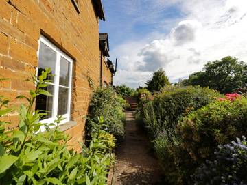 Cottage for 10 People in Northamptonshire, Midlands, Photo 1