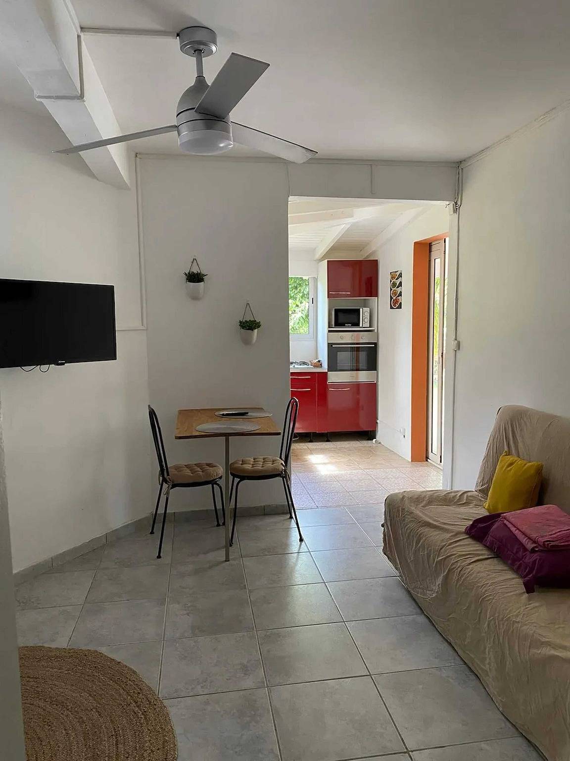 Cozy house with terrace in Le Gosier 40 m² in Le Gosier, Guadeloupe (Caribbean)