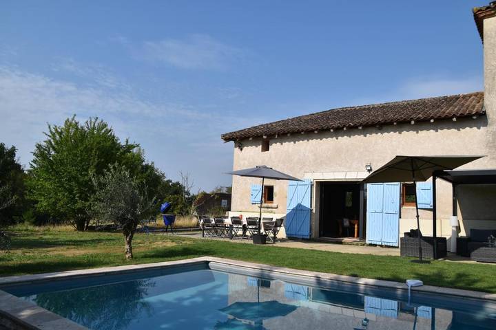 Casa de vacaciones para 12 personas, con piscina y jardín - 1