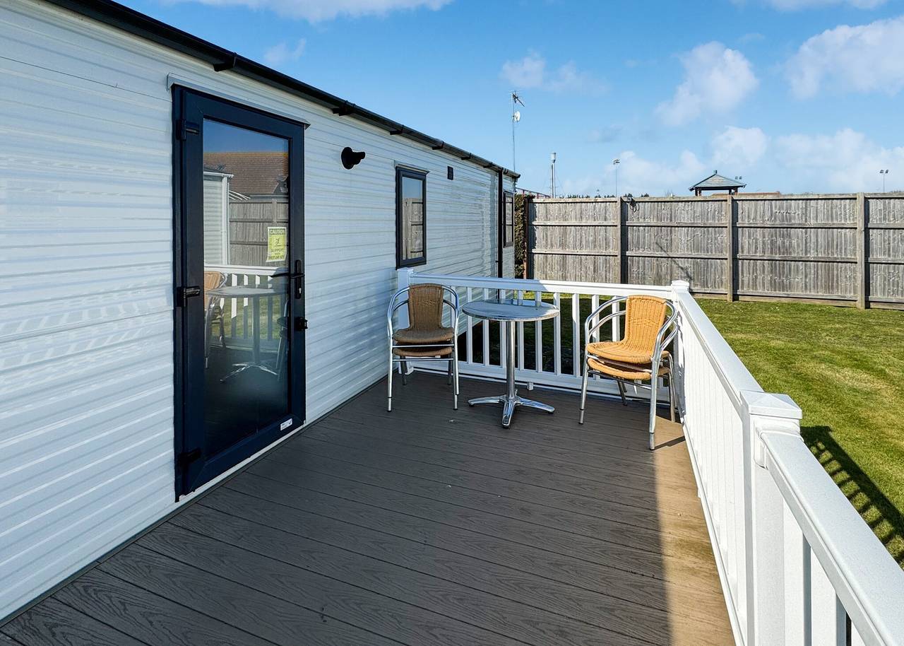 Platinum Caravan (Pet) in Mersea Island, Colchester