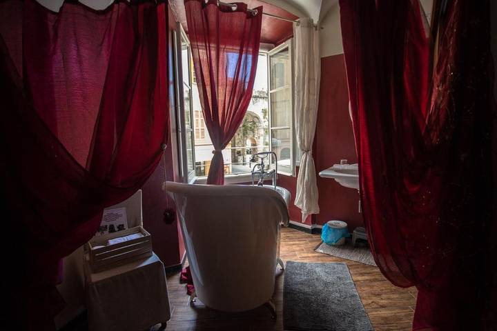 Chambre d’hôte pour 4 personnes, avec vue, animaux acceptés dans Finale Ligure - 4