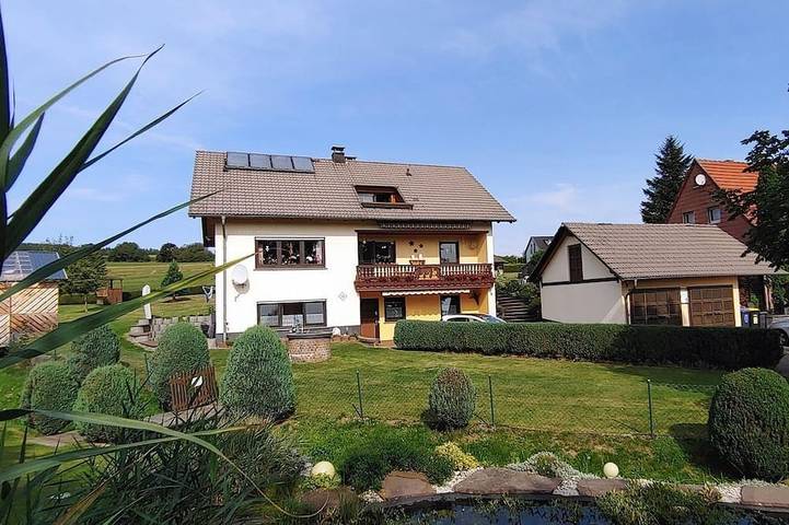 Ferienwohnung für 6 Personen, mit Balkon und Garten in Hilders
