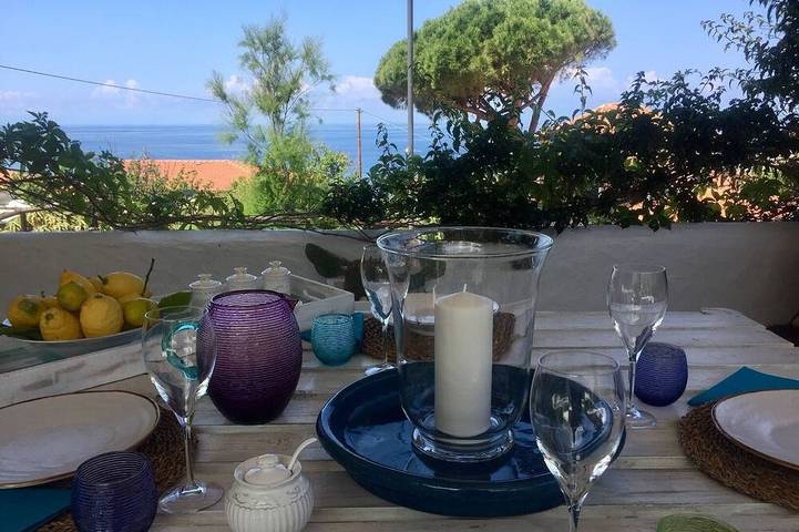 Hütte für 4 Personen, mit Balkon und Garten auf Elba