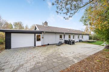 Ferienhaus für 8 Personen, mit Whirlpool und Terrasse am Ringkøbing Fjord