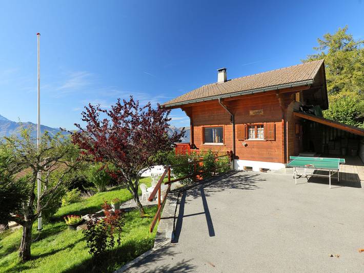 Vakantiehuis voor 8 personen, with Balkon and Terras as well as Tuin in Gryon