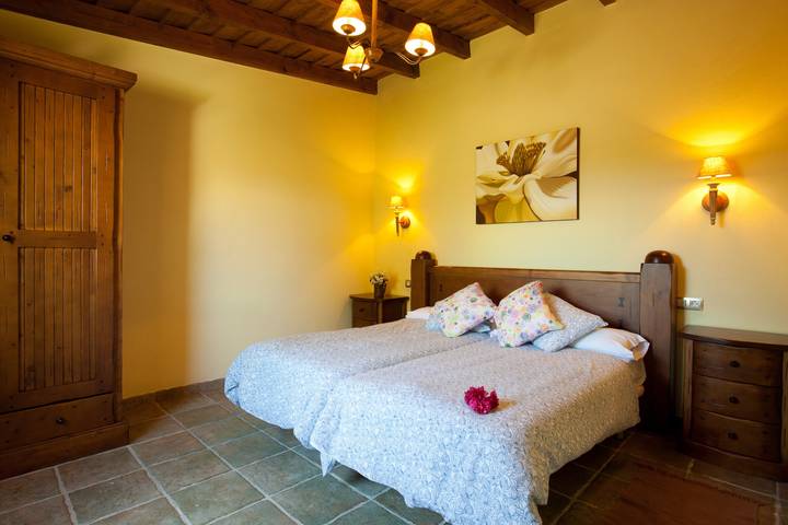 Casa rural para 4 personas, con jardín además de vistas al mar y piscina en Icod de los Vinos - 3