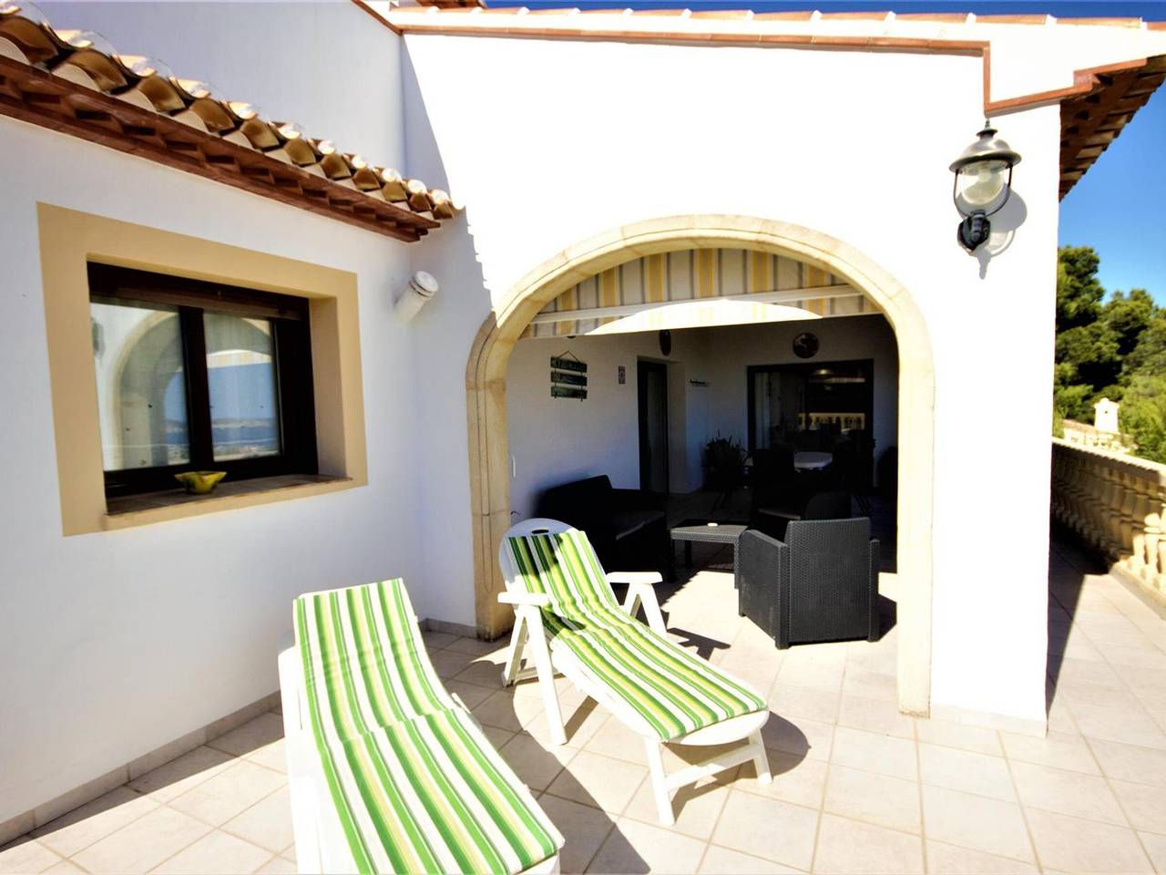 Large villa in Javea with private pool and pets allowed, near the beach in Jávea, Costa Blanca