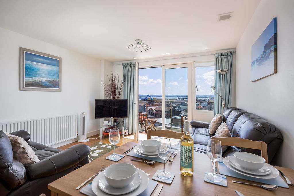 Ganze Wohnung, Brownsea View - Balcony with views over Poole Harbour in Poole, Poole Harbour