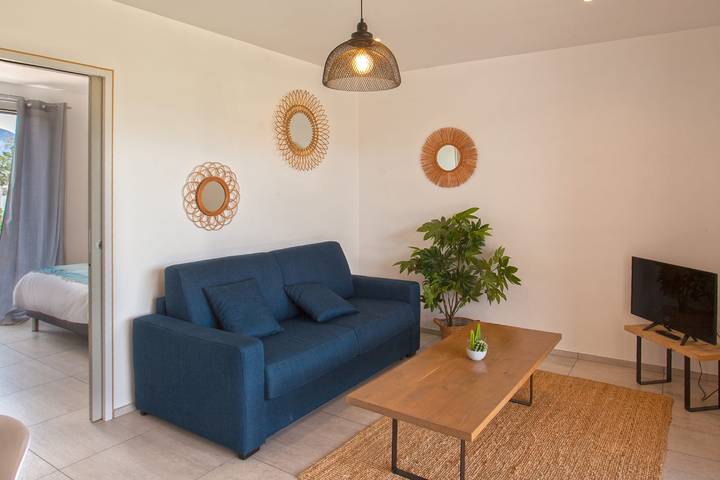 Apartamento entero, Apart Levante shared swimming pool, bbq in Calenzana, Region de Calvi