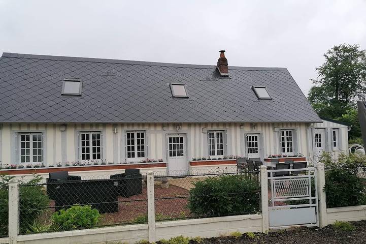 Location de vacances pour 8 personnes, avec Jardin à Angiens