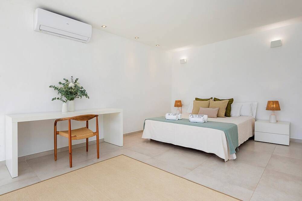 Villa Near Ibiza Town, sleeps 10 in Sant Jordi de ses Salines, Sant Josep de sa Talaia