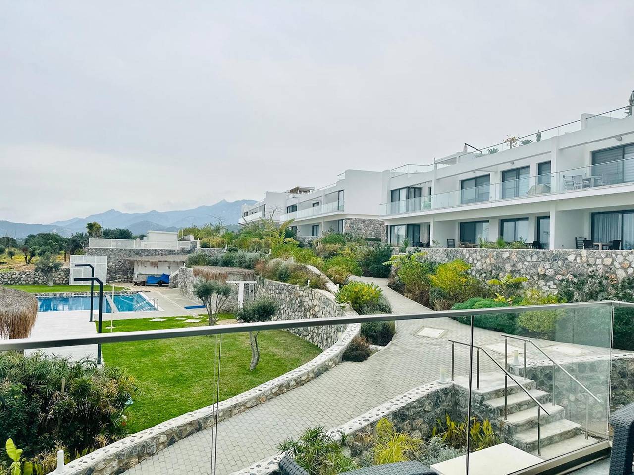 Apartamento entero, B1-14 Crystal Bay Retreat - Apartamento con vista a la piscina in República Turca del Norte de Chipre