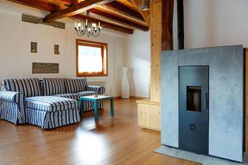 Gîte pour 4 personnes, avec jardin à Ovaro