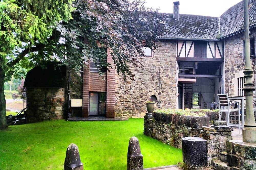 Loft eines Herrenhauses in Robertville in In der Bivelt, Weismes