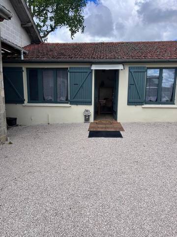 Gîte pour 4 personnes, avec vue et jardin à Santenay