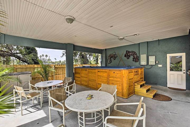 Beach rental for 10 people, with balcony in Indian Rocks Beach