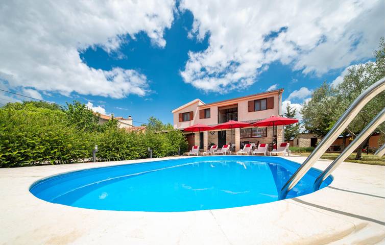 Ferienhaus für 6 Personen, mit Garten und Terrasse