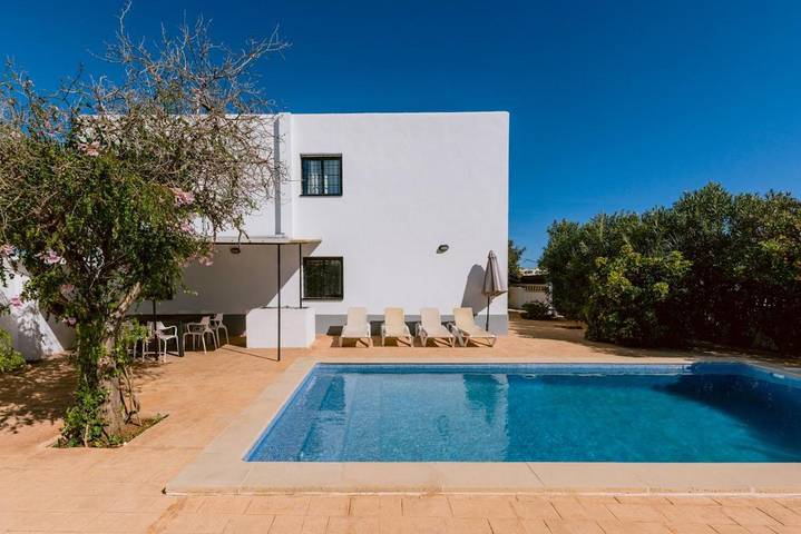 Casa rural para 12 personas, con Terraza además de Jardín y Piscina en Sant Jordi de ses Salines - 2