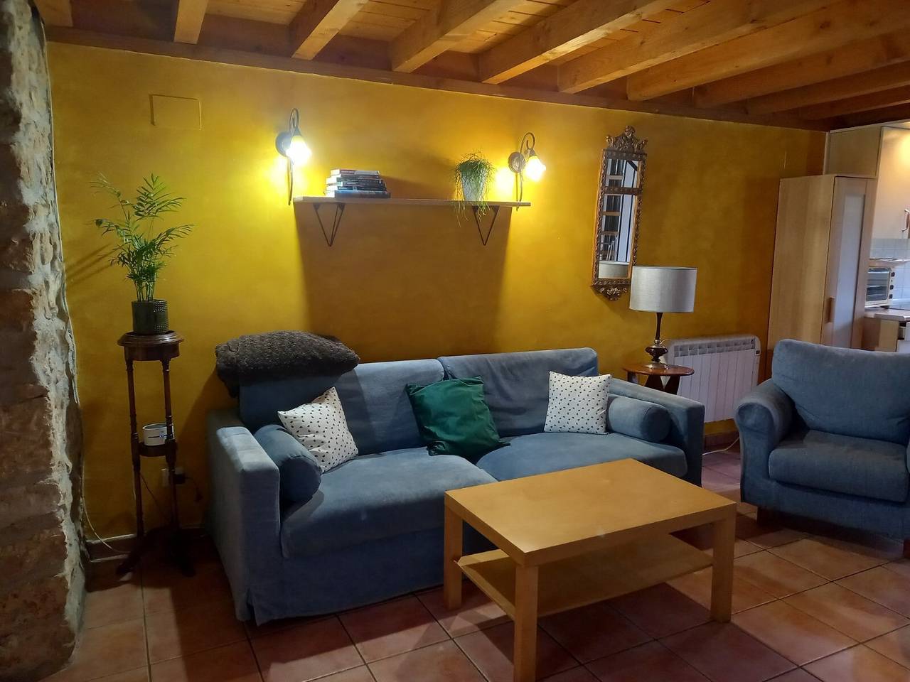 Geheel appartement, Appartement in Alsasua met gedeeld zwembad, tuin en barbecue in Alsasua, Cantabrisch Gebergte