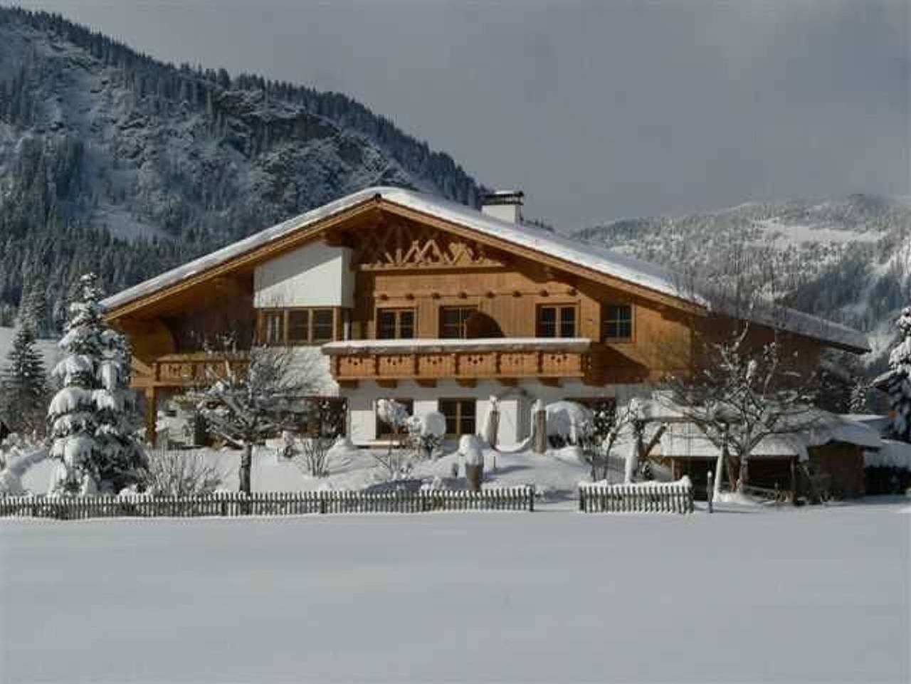 Ganze Ferienwohnung, Landhaus Tröber - Landliebe in Grän, Allgäuer Alpen (Österreich)
