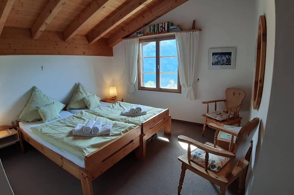Großzüg. Ferienhaus zw. Davos u Lenzerheide,4*,8 P, Sauna, W-Lan, E-Ladestation in Alvaneu, Plessur Alpen