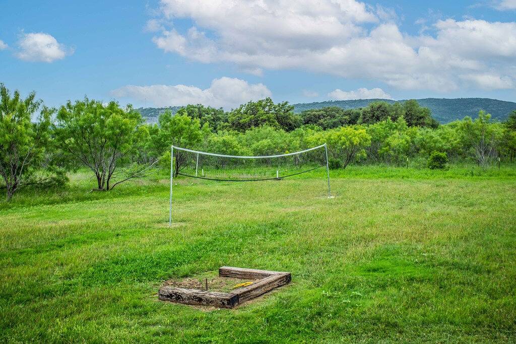 Sterling's Lodge @Frioriverresorts in Uvalde County