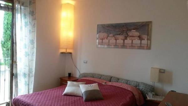 Location de vacances pour 3 personnes, avec jardin ainsi que vue et balcon dans Torrenieri - 2