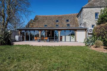 Gîte pour 13 personnes à Gressey