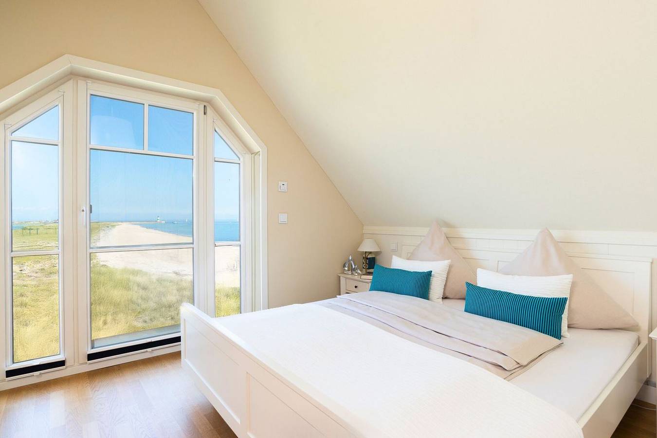 Familienfreundliches "Strandhaus La Vela" mit freiem Ostseeblick und Sandstrand in Olpenitz, Kappeln