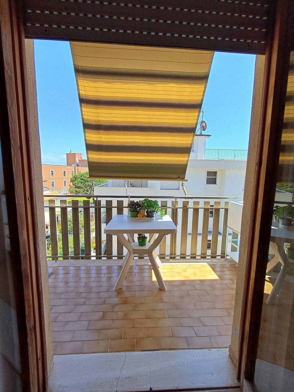 Ganze Wohnung, Apartment 'Due Passi Dalla Spiaggia' mit Meerblick, Wlan und Klimaanlage in Nettuno, Rom Provinz