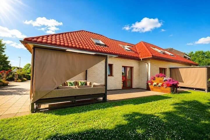 Ferienhaus für 8 Personen, mit Pool in Swinemünde
