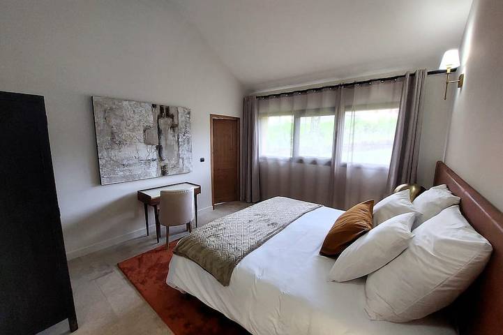 Location de vacances pour 8 personnes, avec jardin à Sainte-Colombe-de-Peyre - 2