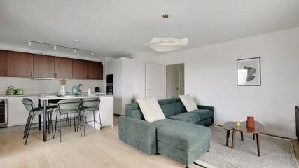 Gîte pour 9 personnes, avec balcon à Clichy