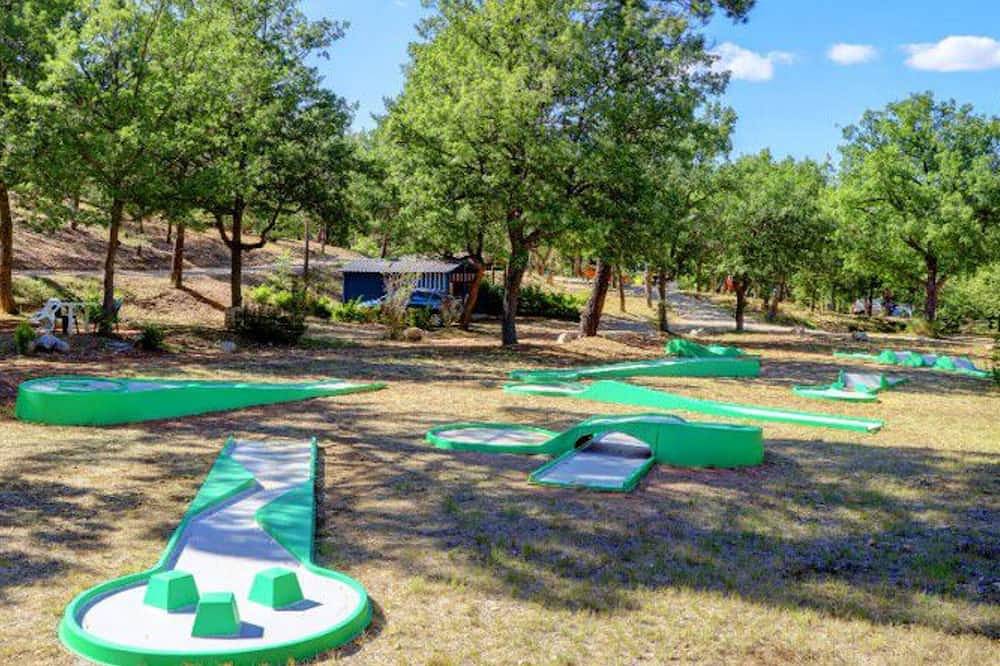 Bungalow at Esparron Camping with Terrace in Esparron-de-Verdon, Verdon Regional Natural Park