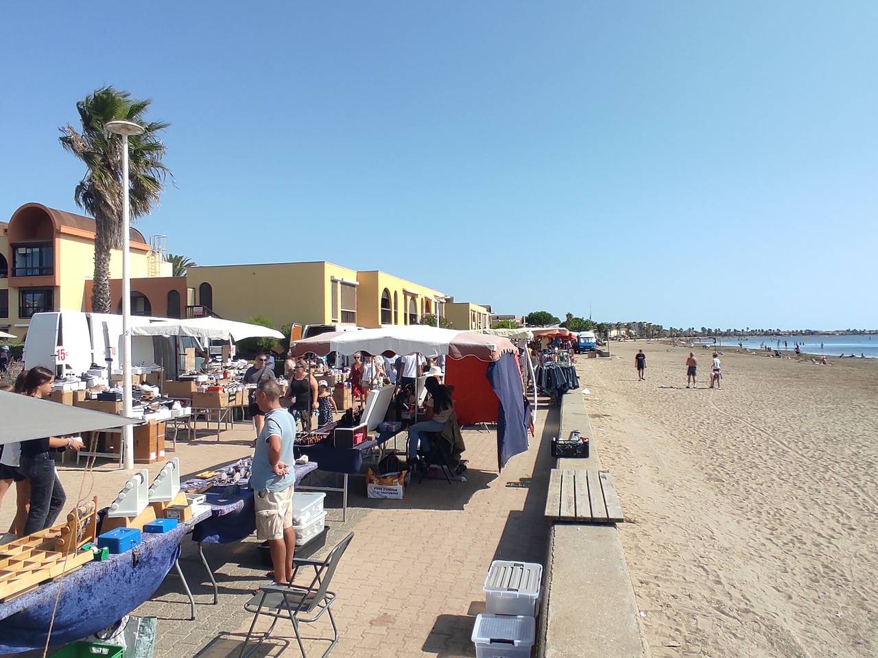 Appartement entier, Gruissan - T2 Mezzanine Climatisé Proche Plage - 5/6 Pers - Parking Privé - Tout Équipé in Gruissan (Ville), Gruissan