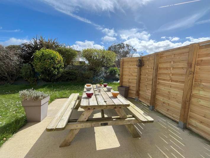 Location de vacances pour 6 personnes, avec jardin à Plougoulm - 4